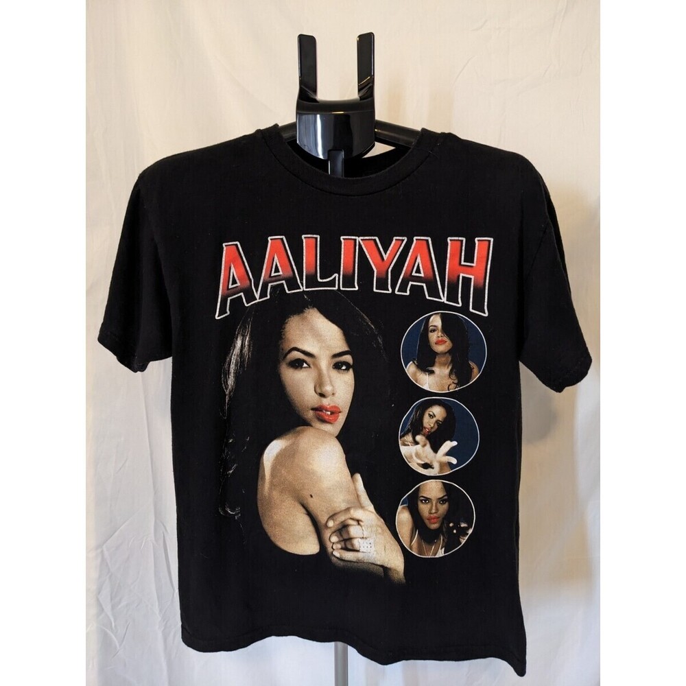 Aaliyah Unisex Black Tee